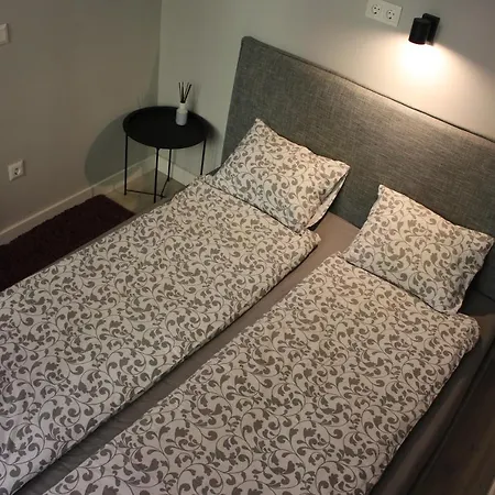 Apartment Greyblack Styles