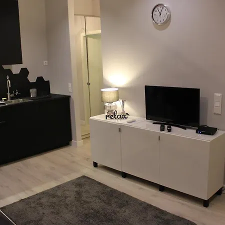 Apartment Greyblack Styles