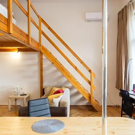 Heart 10 Apartment Budapest