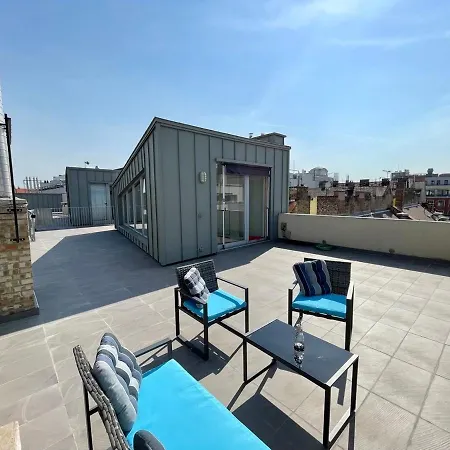 Apartment Penthouse W Private Rooftop And Free Parking Budapest