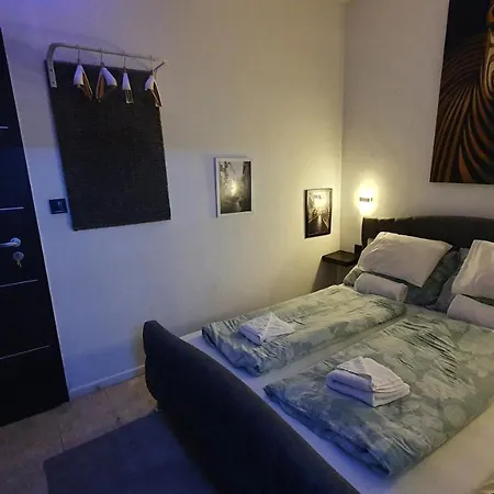 Littlepanther * Budapešť