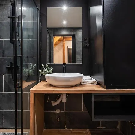 Apartment S11 - Stylish Prime,location, By Bqa