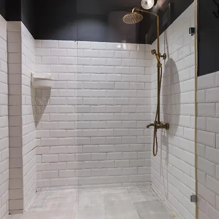 Westend Apartment *