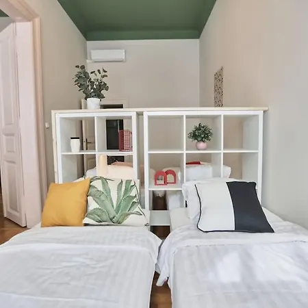 Apartment Unwind In Style W Sauna Dsgn 2br