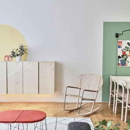 Unwind In Style W Sauna Dsgn 2br Apartment