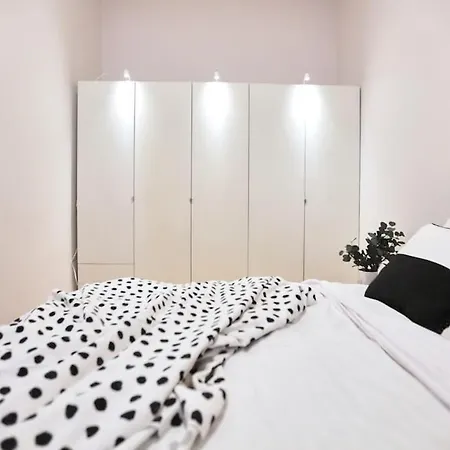 Unwind In Style W Sauna Dsgn 2br *