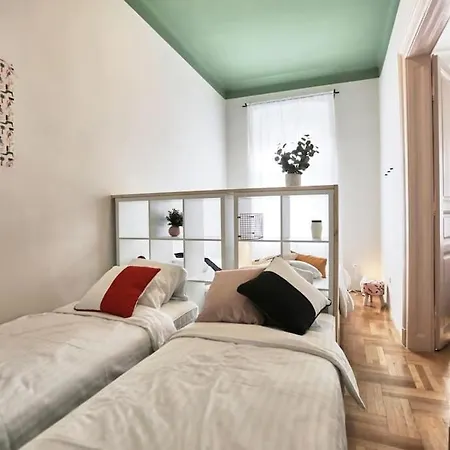 Apartment Unwind In Style W Sauna Dsgn 2br *
