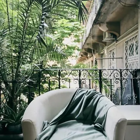 Unwind In Style W Sauna Dsgn 2br Apartment