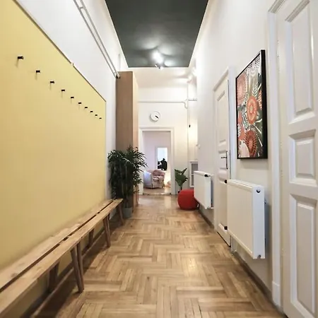 Unwind In Style W Sauna Dsgn 2br Apartment Budapest