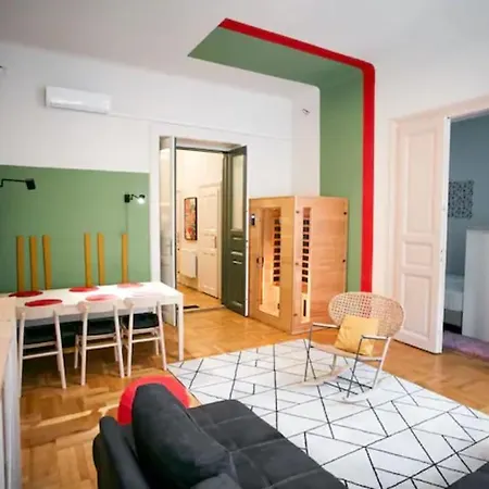 Unwind In Style W Sauna Dsgn 2br Apartment Budapest