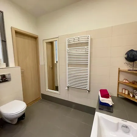Penthouse W Private Rooftop And Free Parking