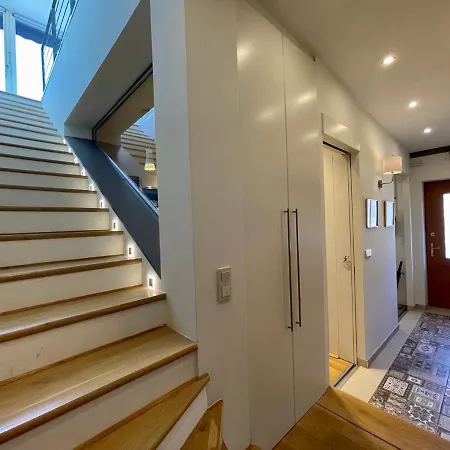 Penthouse W Private Rooftop And Free Parking *