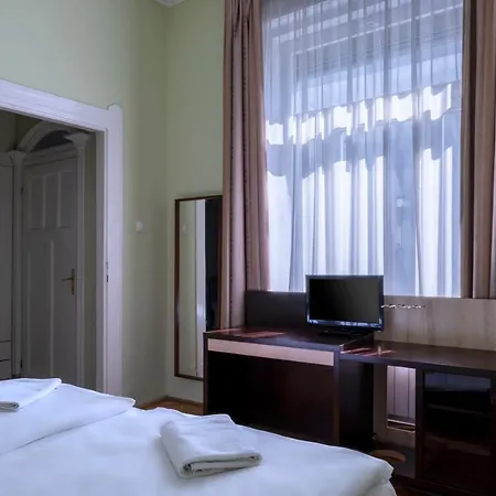 Szálloda Baross City -
