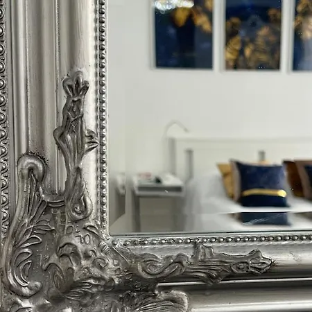 Luxe Studio With City Center Vibe Budapest