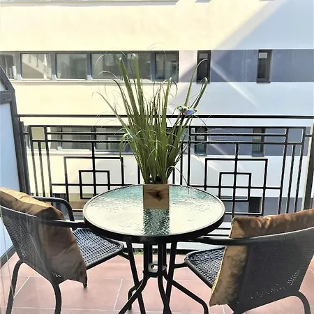 Apartment Luxe Studio With City Center Vibe *