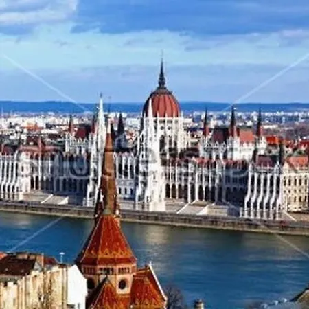 Apartment Always A Huge Sale! Budapest