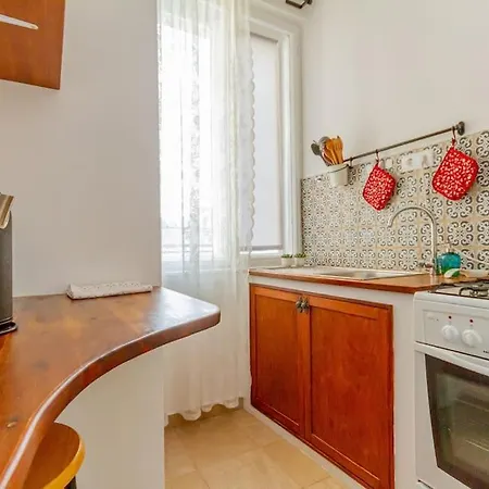 Perl Apartment- Air Conditioned, Cozy Near Varosliget Apartment *