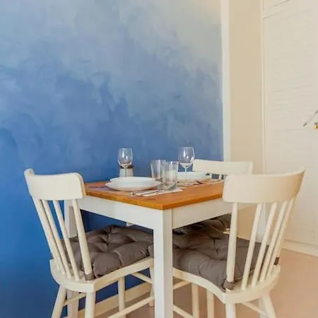 Perl Apartment- Air Conditioned, Cozy Near Varosliget Apartment Budapest