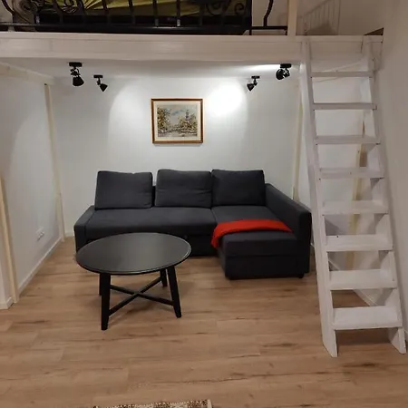 Apartment Calm, Artistic 9th Distric Central City Budapest