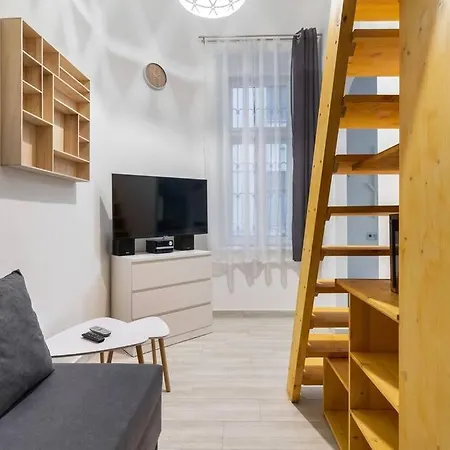 Swarz's Downtown Apartment