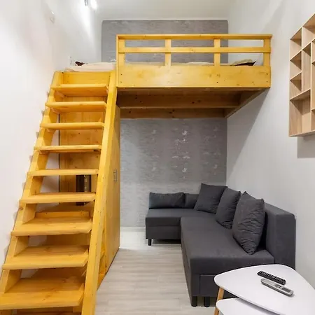Swarz's Downtown Apartment