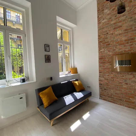 Apartment F27 Ferenc