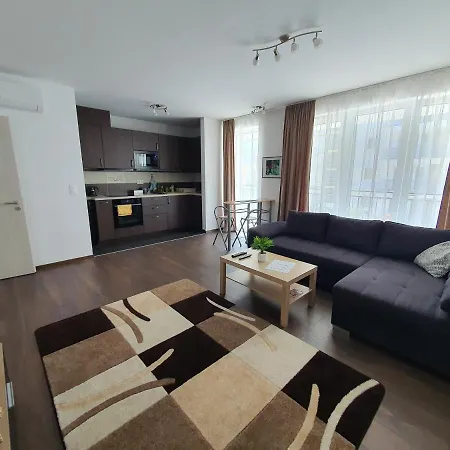 Park West - Free Parking Apartment Budapest