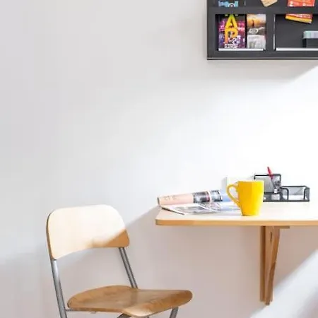 Vintage Style Cozy Downtown Apartment. Budapešť