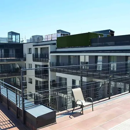 K40 Residence, With Pool On The Top!