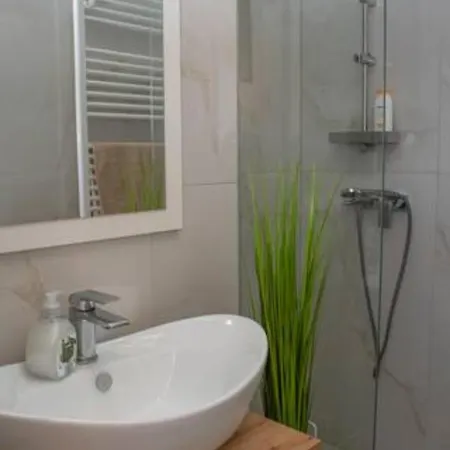 Apartment Elegant Stylish Modern Downtown Next 2 Danube *