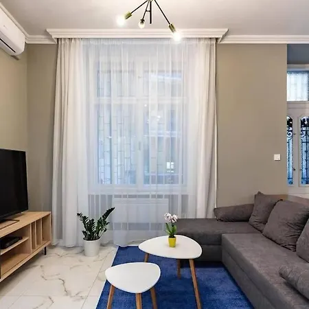 Luxurious In The Heart Of Apartment Budapest