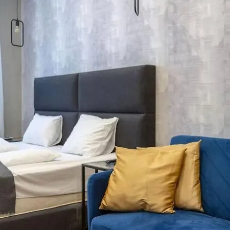 Apartment Luxurious Located In The Heart Of *