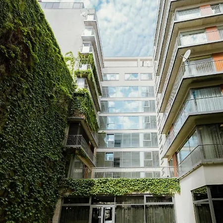 Sweet Apartmanhotel 4*