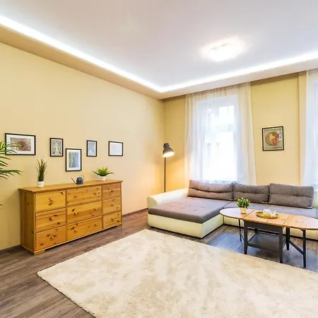 Appartement Vibrant And Spacious Downtown Flat *