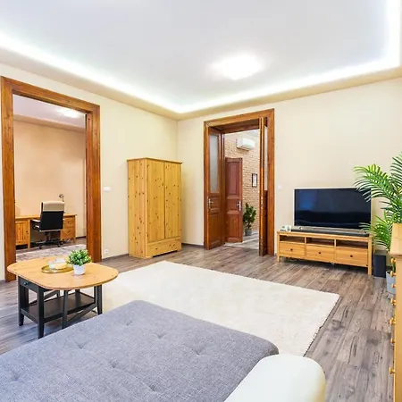 Appartement Vibrant And Spacious Downtown Flat