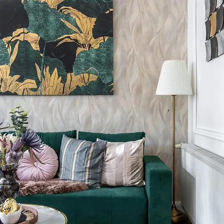 Luxurious Art Deco In The Heart Of Apartment Budapest