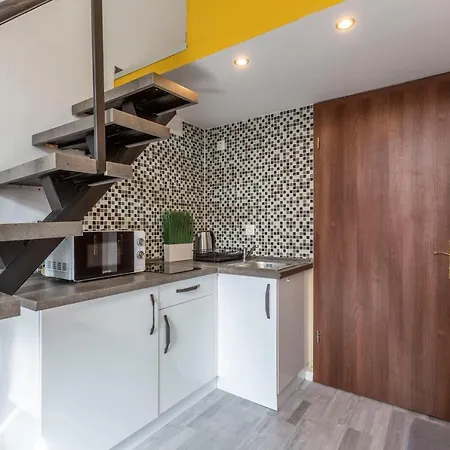 Apartment Deluxe Akacfa In The Heart Of Budapest