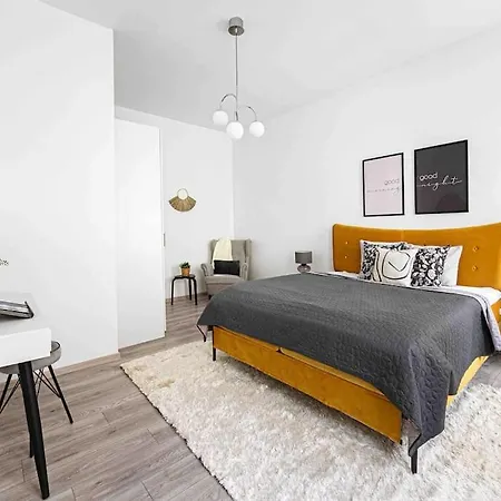 Fiesta 2 Bedr Appartement