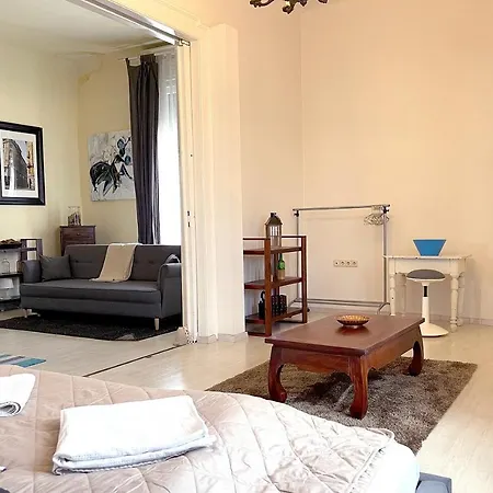 Elegant 125m2 In Center Of בודפשט