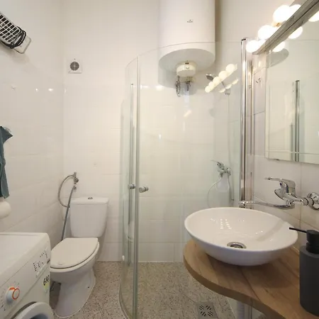 Apartament Cosy With Airconditioner *