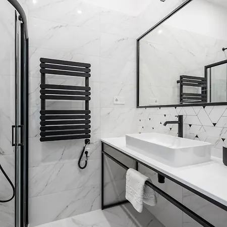 Astoria Boutique Suites- Location By Bqa * Budapest