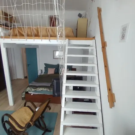 Old Buda Family Apartment *