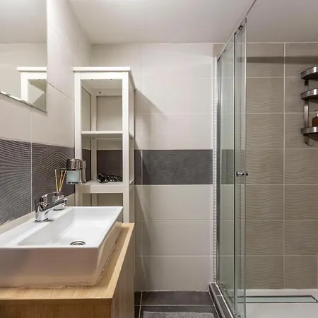 Apartment Deluxe Akacfa In The Heart Of *