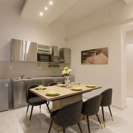 Apartment Luxurious Art Deco In The Heart Of Budapest
