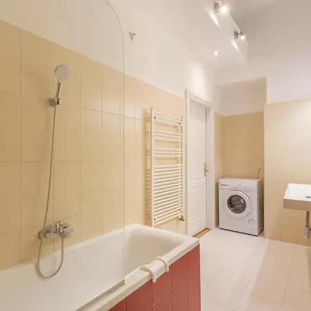 Luxurious Art Deco In The Heart Of