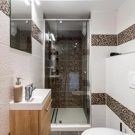 Apartment Deluxe Akacfa In The Heart Of