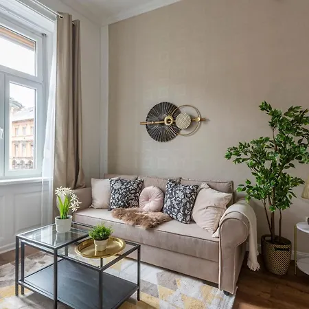 Luxurious Art Deco In The Heart Of *