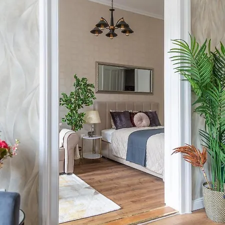 Apartment Luxurious Art Deco In The Heart Of Budapest