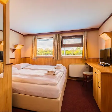 Fortuna Boat 3* Budapest