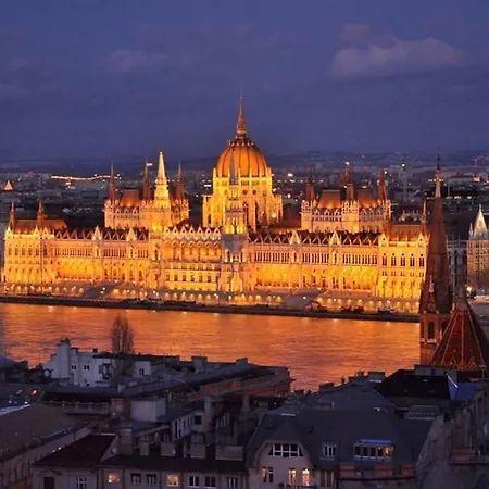 Nyugati Budapest